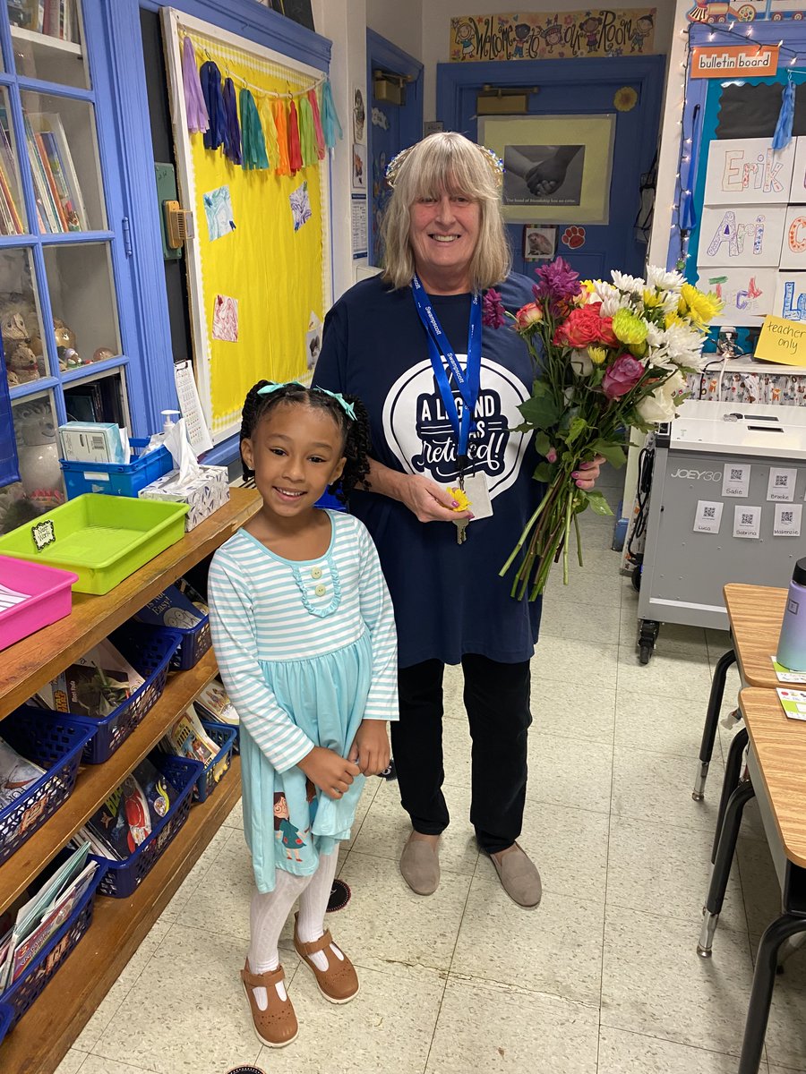 HadleySPS's tweet photo. Celebrating Mrs. Cameron's Last Day @ Hadley #26years #servingourstudents #retirement #sendoff #flowersforjanell #alwayswithus https://t.co/AQnUQyN1tn