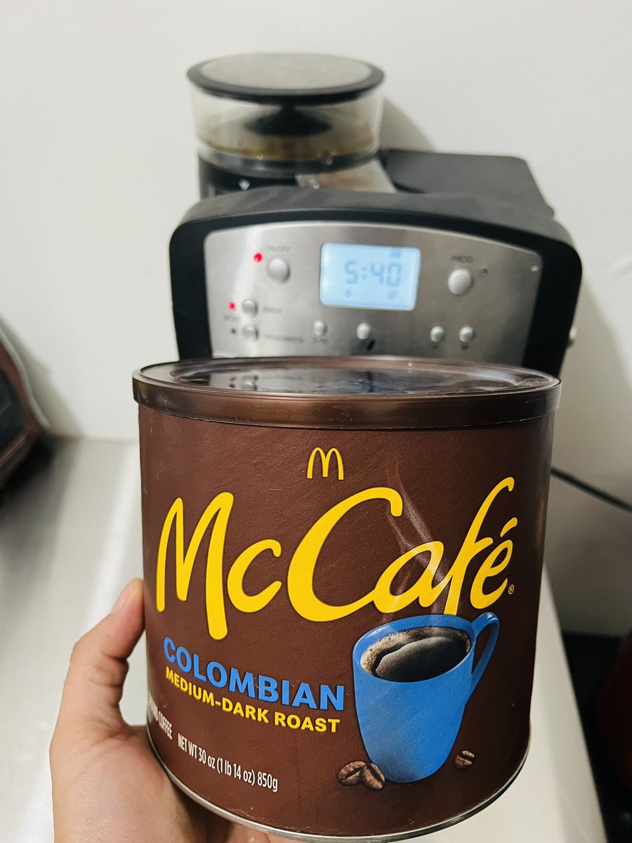 Alex_Inzunza's tweet image. Buen día a todos! Excelente inicio de semana y hay que romperla!. Hoy tocó McCafe! (Riquísimo)
#MondayMotivation #CoffeeTime #IdeasAndSolutions