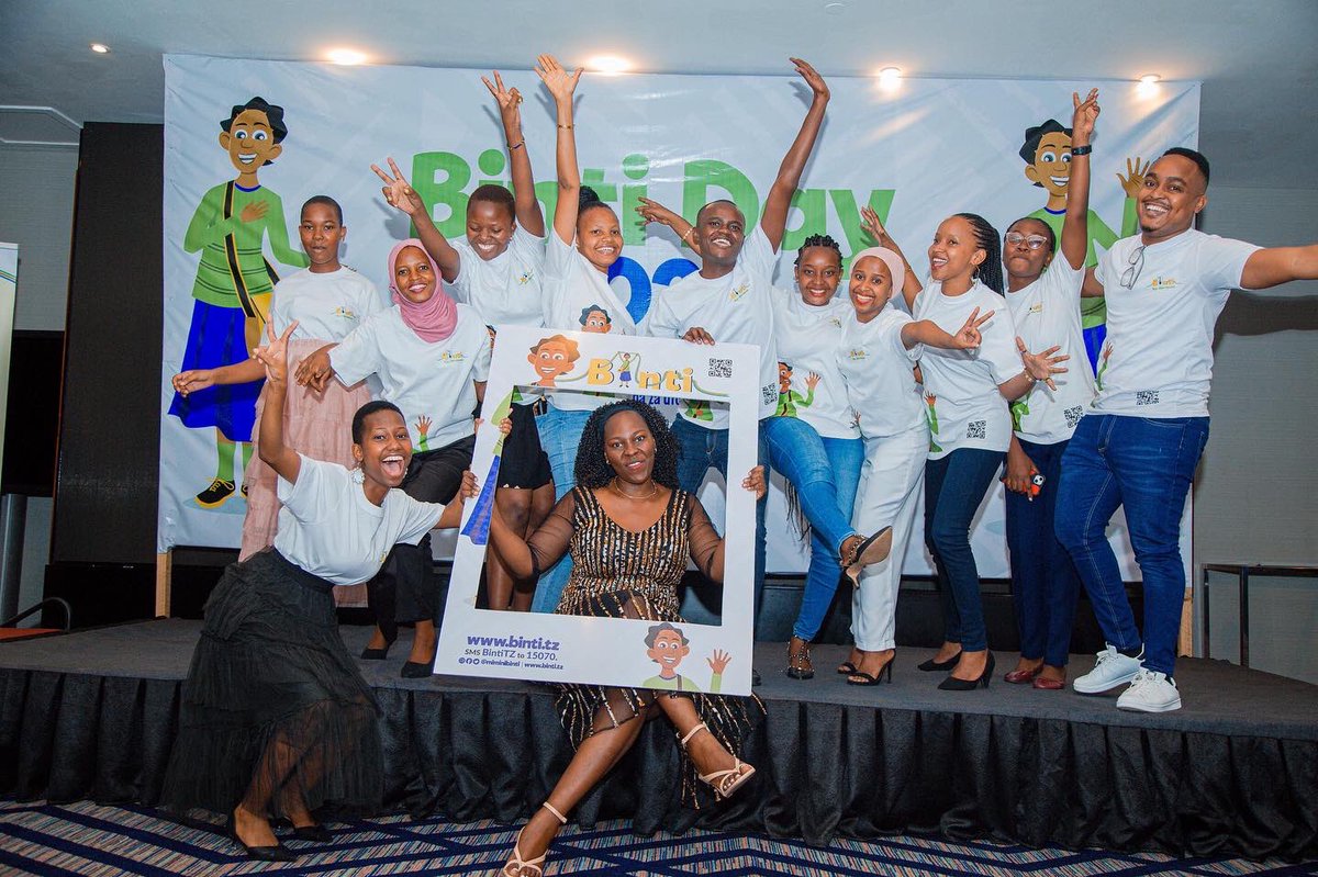 barbaramlata's tweet photo. BINTI DAY!! @uniceftz 
17/09/2022 was a very special day for Binti wakitanzania as stake holders,CSOs and youths joined hands together agreeing to pledge and end Child marriage for young girls!

#bintiday
#bintisiobibiharusi https://t.co/hbN5h0FE44