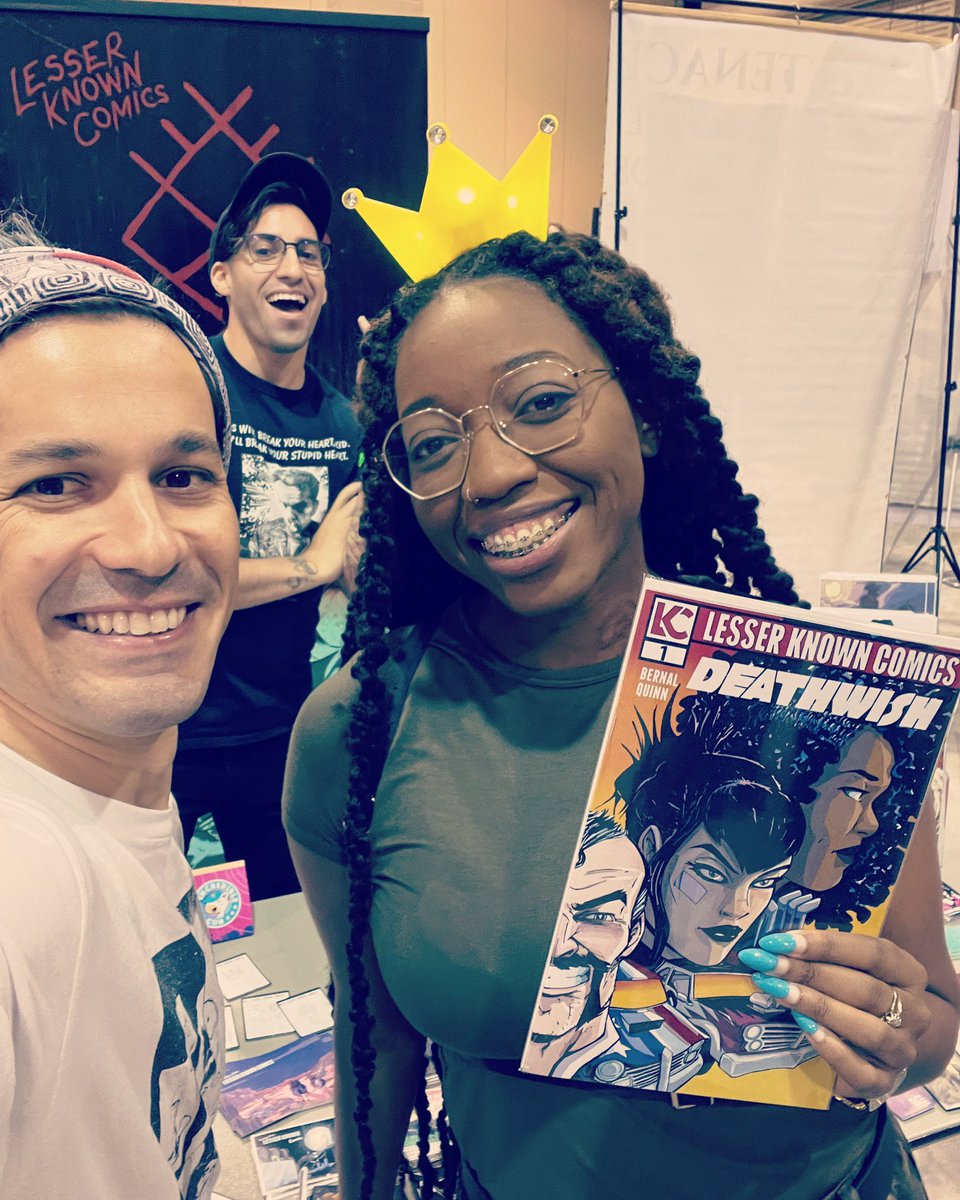 More photos from <a href="/IncredibleCons/">✨Incredible Con✨</a> 🎉

Thanks so much for being such a ray of sunshine on our trip to South Carolina! ☀️

(shoutout to <a href="/Apollo_City/">Apollo City Comics</a> for photobombing our selfie!)

#comics #indiecomics