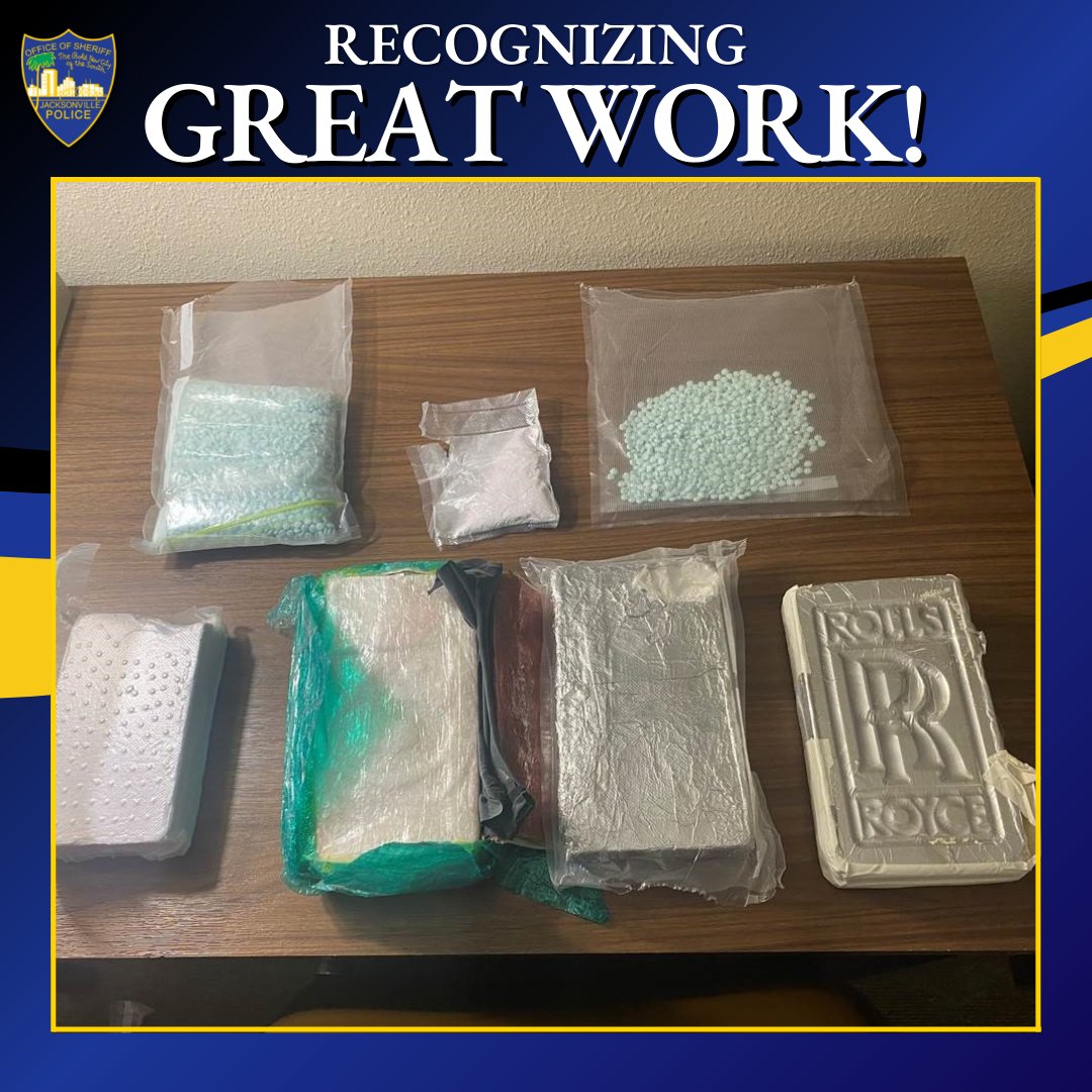 JSOPIO's tweet photo. #JSO #Narcotics Unit seized 3 kilos of #fentanyl, 1.26 kilos of #cocaine &amp; over 6,000 #counterfeit pills containing fentanyl; enough fentanyl to #kill 1.5 MILLION adults.
#yourJSO #keepingyousafe #toprotectandserve #jaxsheriff #narcoticsarrest #busted #policework #saynotodrugs https://t.co/lTVbQkZj5z