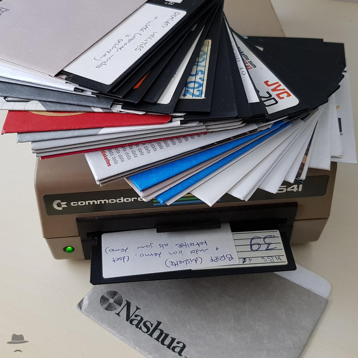 Jecepede's tweet photo. I found things in my #StorageBox I forgot I had. For example this pile of #Floppies. Brought out one of my #C64 machines and a #1541 #DiskDrive to check them all out... #Retro #RetroComputing #RetroGaming #RetroGame #Commodore #Commodore64 #C64c #Utilities #Vc1541 #Diskette https://t.co/5Vhlau9rGq