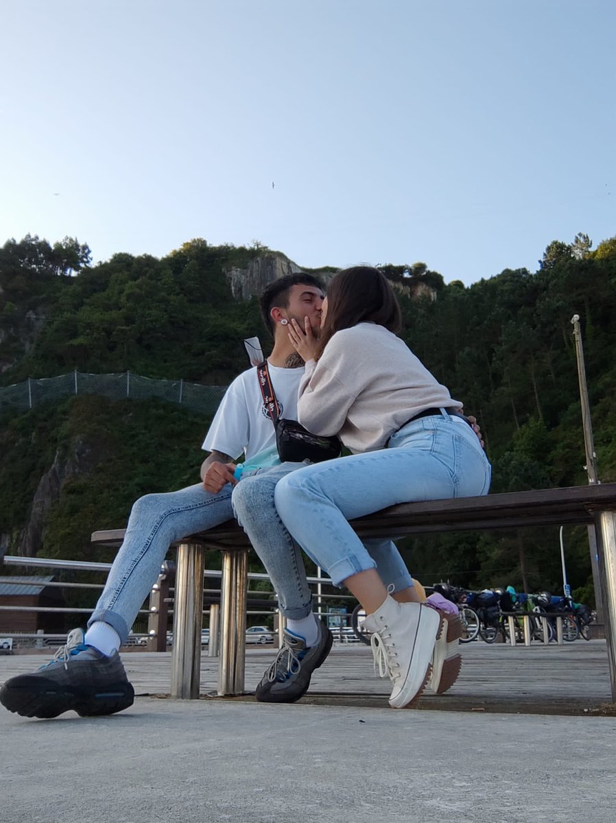 15_carree's tweet photo. Ella❤️‍🩹🤍🥰 https://t.co/l1AYLi4IZs