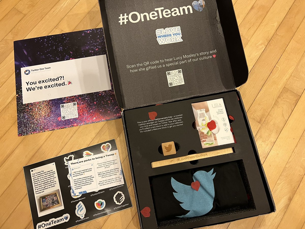 deniscxf's tweet photo. So excited to join Twitter! #alwaysdayone
Thanks @nicolengyw for the package 🥹 https://t.co/yAmSIJ5eyW
