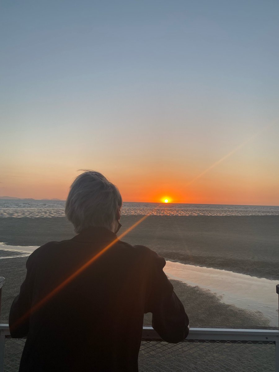 StrayK1dsBubble's tweet photo. Lee Know 💭 Update [2022/09/19] https://t.co/TgrxG5PzUY