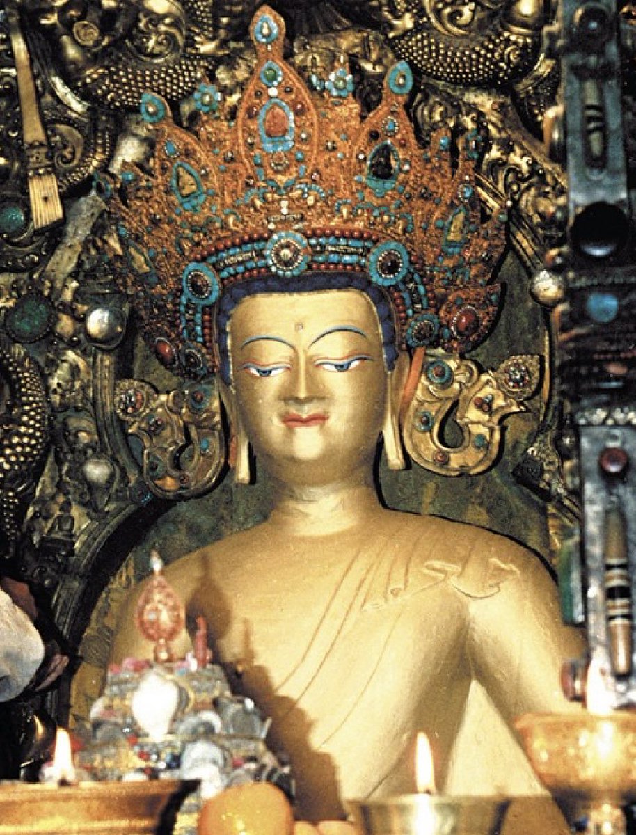 nocontextbuddha's tweet photo. What about this #crown? 👑

Source: @HAR_Inc 

#Buddhism #nocontextbuddha #CrownJewel #QueenElizabethII https://t.co/2mChHQ35wN