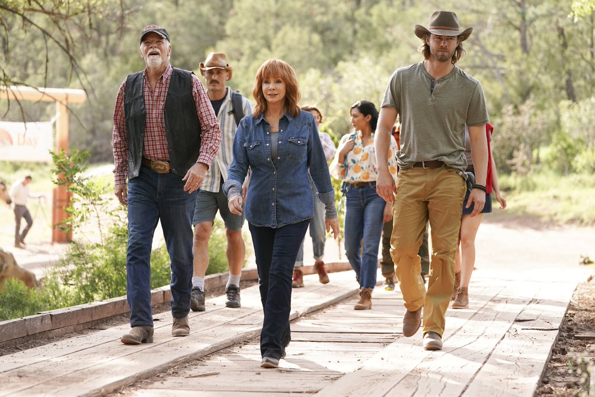 reba's tweet photo. Walking into Monday like…

#BigSky: Deadly Trails premieres Wednesday at 10/9c on ABC! @BigSkyABC https://t.co/sZZCCO2lpb