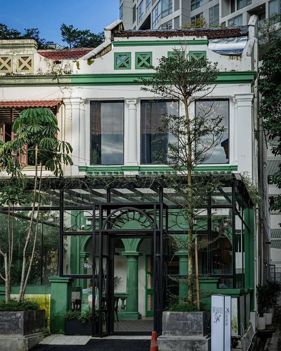 shingowasa's tweet photo. 【Malaysia Cafe-hop No.147】
This cafe is a perfect for breakfast.

📍Breakfast Spot KL, Bukit Bintang https://t.co/zEYmd43TRj