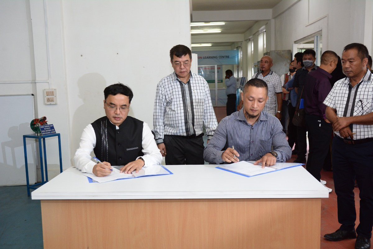 Govt. Industrial Training Institute, Aizawl signed a Memorandum of Understanding with representive of TATA Motors Ltd.(TML) from ZOTHAN AUTO Works and HYUNDAI Motors India Ltd. (HMIL) by CK Hyundai on Saturday at their campus at ITI veng, Aizawl, Mizoram.