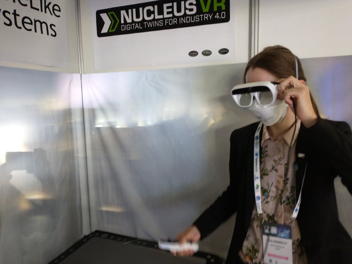 RobotZwrrl 👾 tweet media