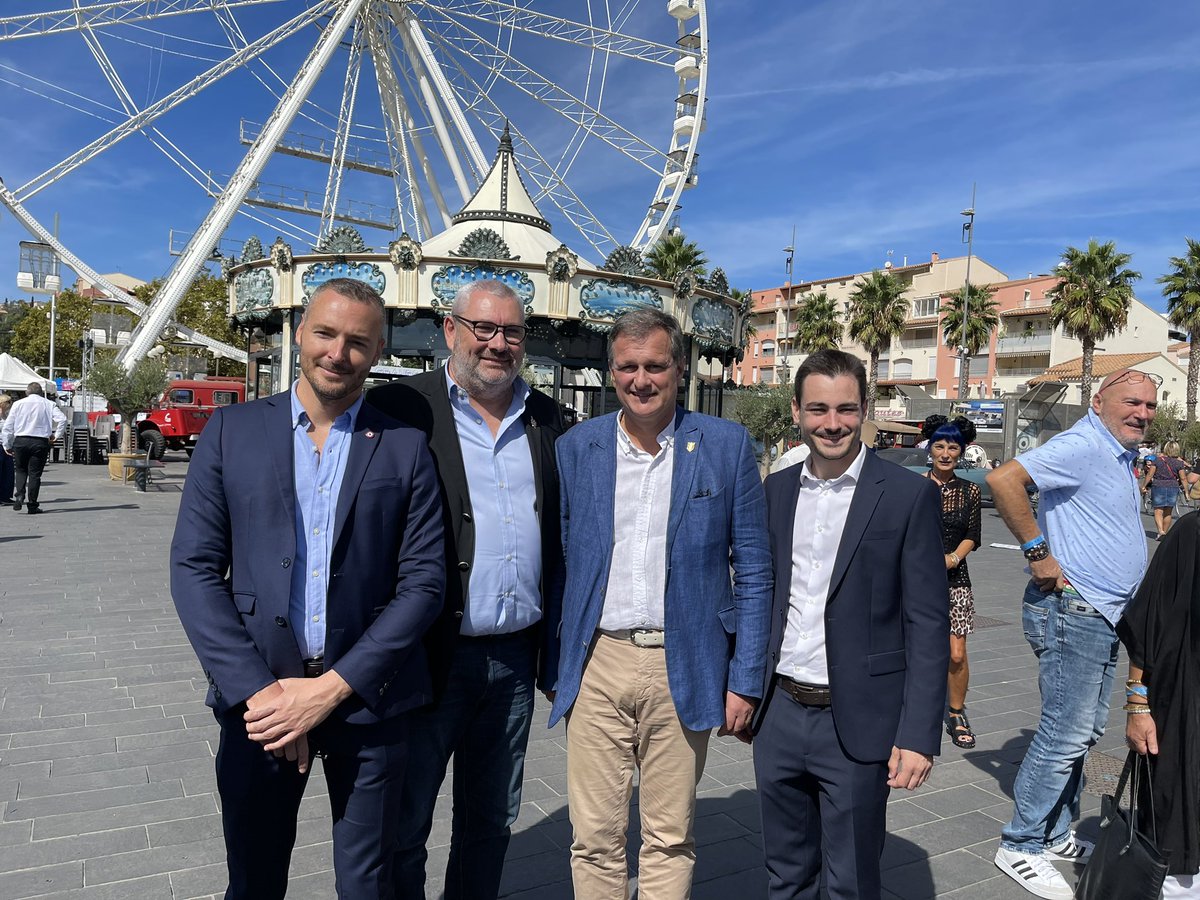 J_Rancoule's tweet photo. Ravi d’avoir pu retrouver mes collègues à nos universités d’été à #Agde #RNAgde !
⚠️ Il ne reste que 7 jours pour adhérer au #rassemblementnational et participer à l’élection du président de parti.
Tout mon soutien à @louis_aliot #toutcommence
👉🏻 https://t.co/GiMamqnxDb https://t.co/fZculP8pat