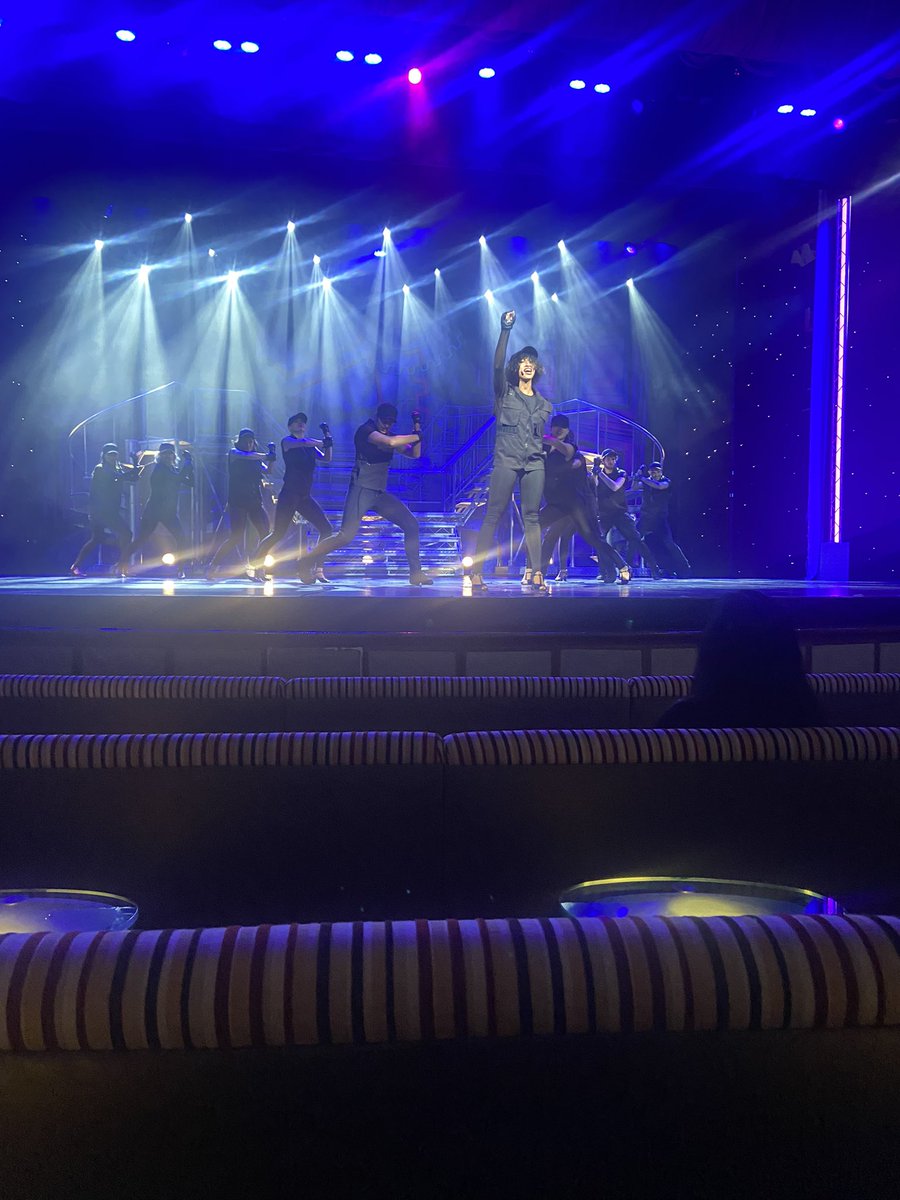teacherdone31's tweet photo. The Royal Caribbean🛳🏝#TheStarFactory⭐️ #GabrielleLilly https://t.co/TQIWSkqfy0