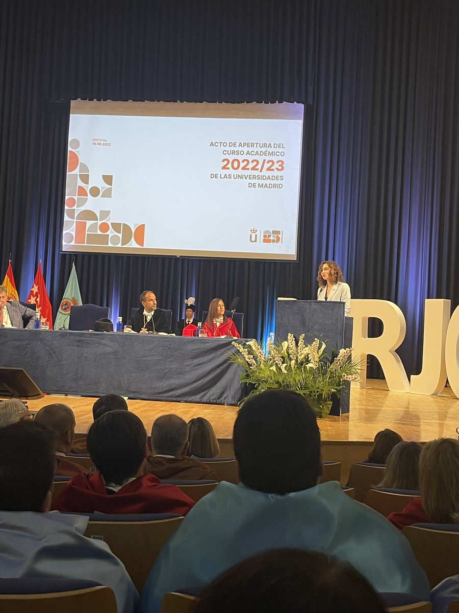 Hoy la presidenta de la Comunidad de Madrid ha dado por inaugurado el nuevo curso académico de las universidades madrileñas en un acto realizado en la <a href="/urjc/">URJC</a>
