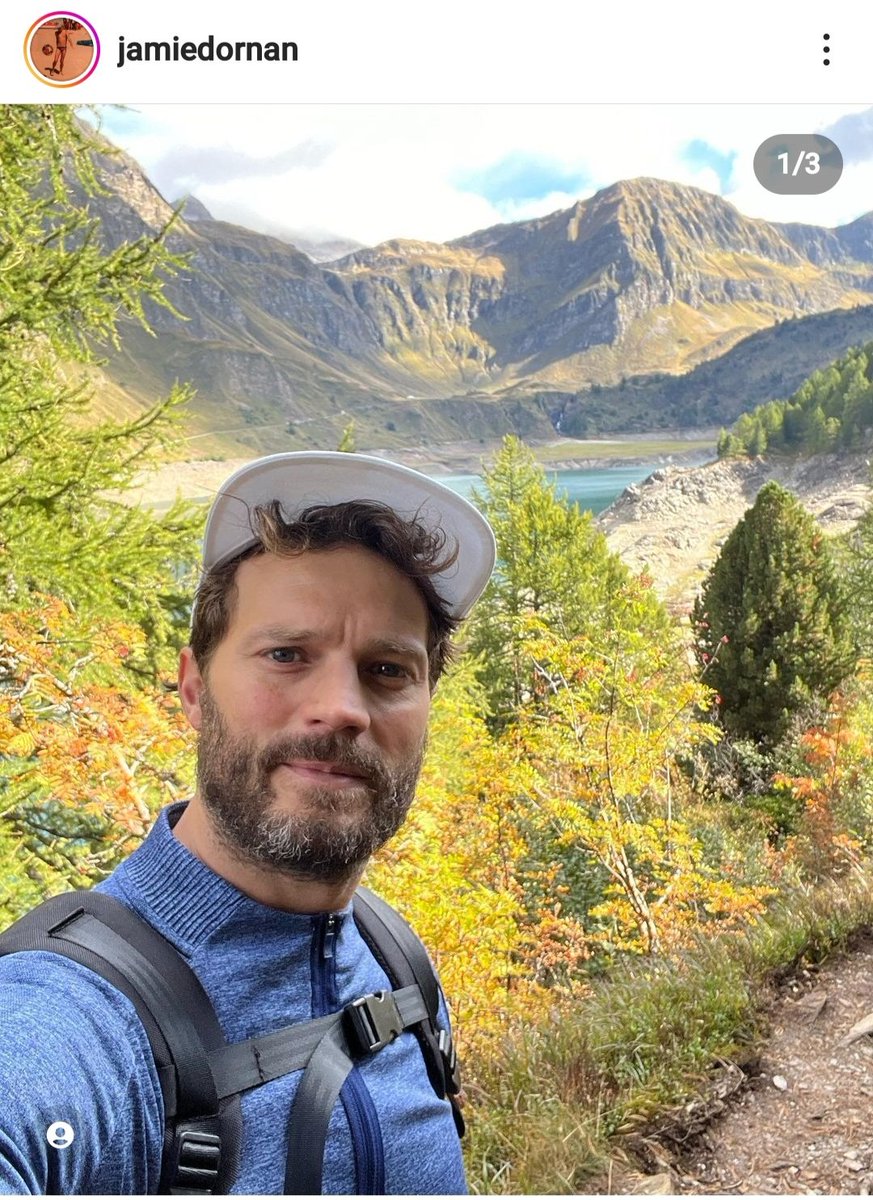 toonstra65's tweet photo. #JamieDornan posted this on his instragram 📷📷
Thank you🇨🇭 https://t.co/fvKCQoAQkt