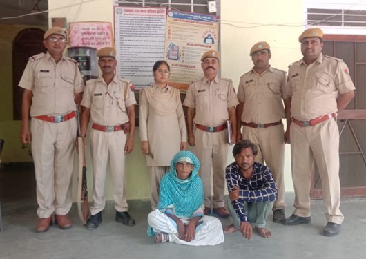 KarauliPolice's tweet photo. @IgpBharatpur @PoliceRajasthan
@DIPRRajasthan
#Action_ Against_Women_Child_Crime_Karauli_Police
10 वर्ष के बालक गोलू का अपहरण कर
निर्मम हत्या के मामले में दम्पति गिरफ्तार https://t.co/Wjh2Ip4zOU