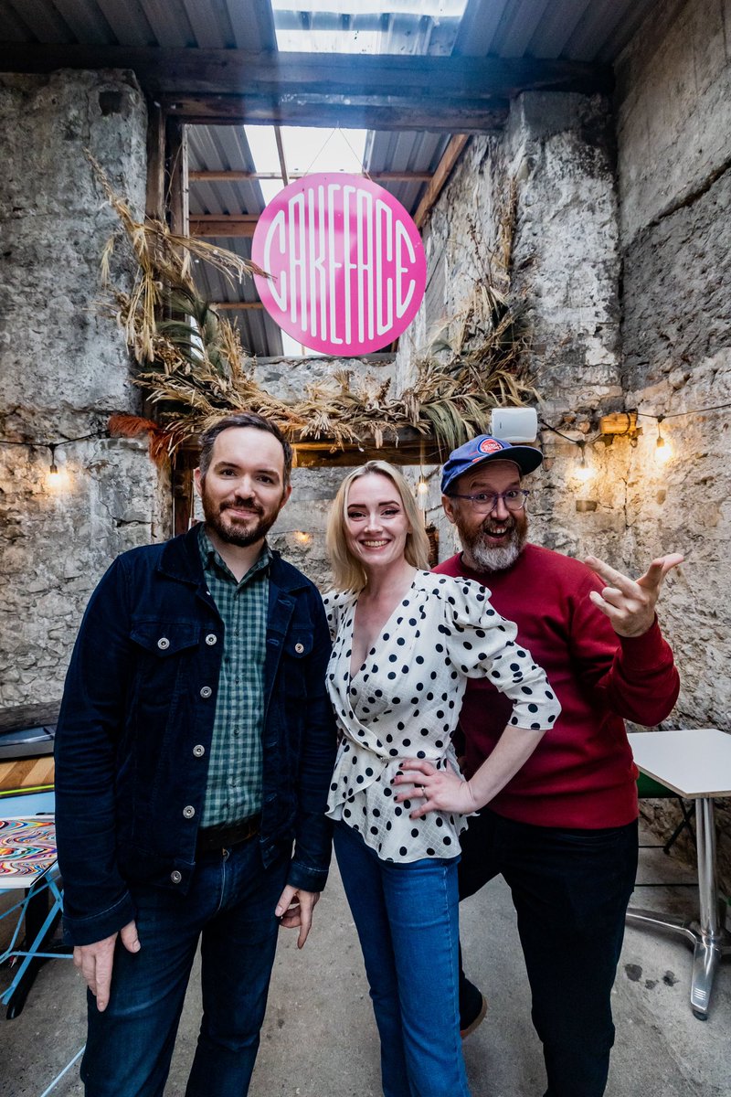 Yesterday with <a href="/Ham_Sandwich/">HamsandwicH</a> in <a href="/cakefacepastry/">cakeface</a> Kilkenny. The first Magnify listening party. Next up, Cork and Limerick!