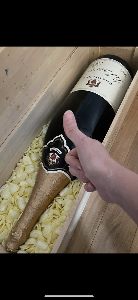 lorrainemacis's tweet photo. Anyone know where I can sell this? 15litre Palmer &amp; Co Champagne https://t.co/5JgiuHGwRk