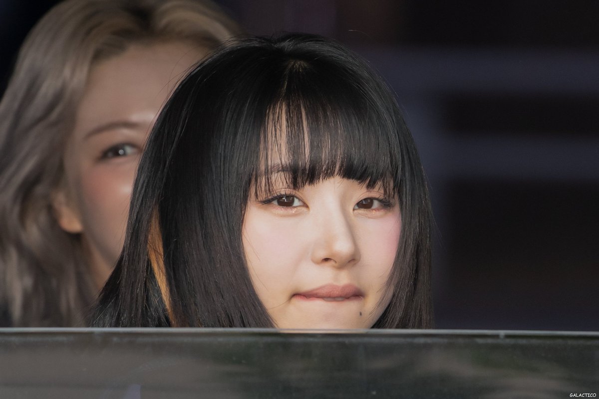 chaeyoung pics tweet media