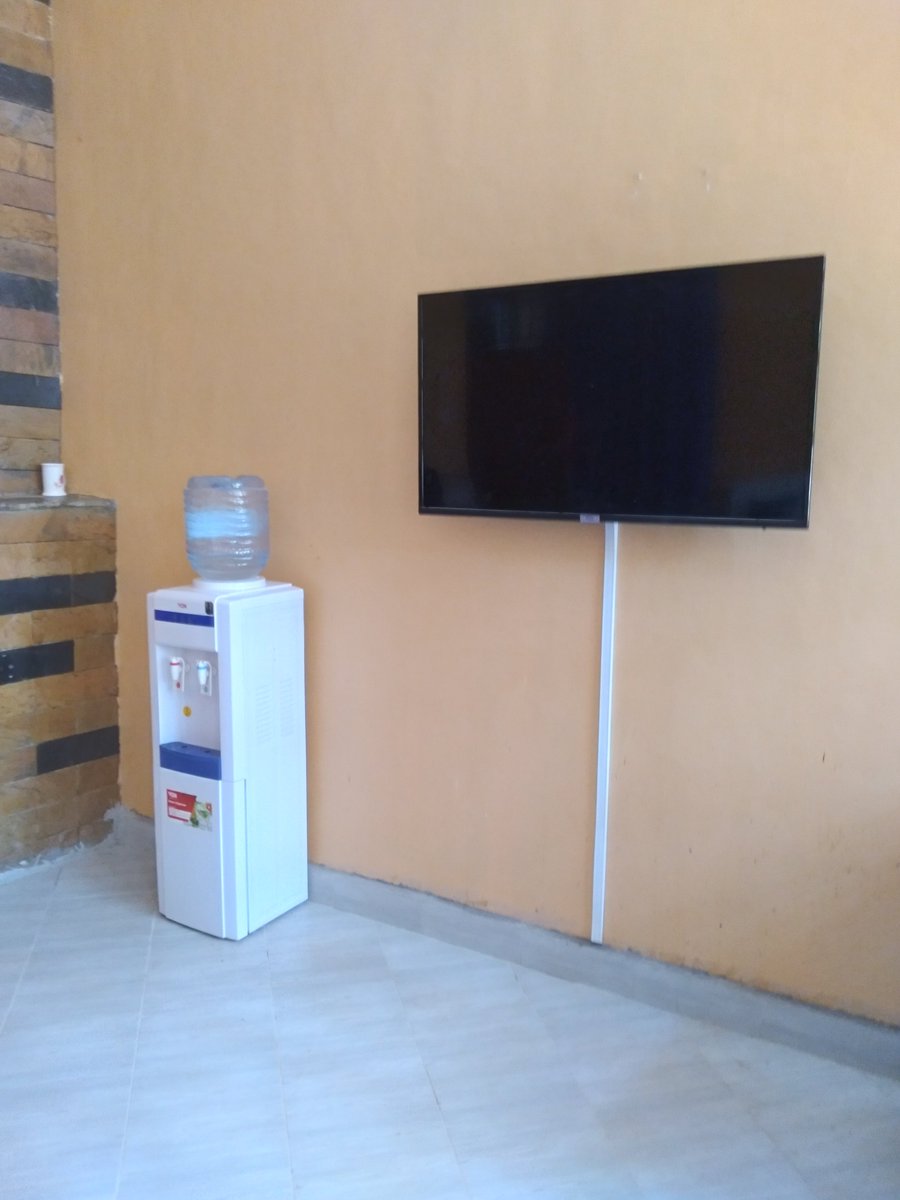 frankstvmountin's tweet photo. Mount with the best in Nairobi, Ke✌️

☎️ 0729829670 (Call/Whatapp)

Mounting services in Nairobi &amp; Its environs ie Kajiado / Kiambu / Machakos

#mountingservices #installers #cableconcealment #tvmountingservice #homesweethome #home #kenya #nairobicounty #tvinstall #wallmountedtv https://t.co/vIyVuWLShe