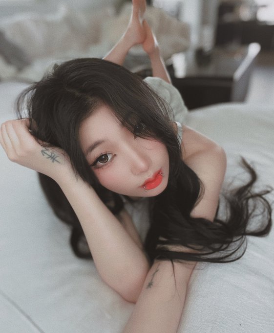 서러워, 너 없이— ? https://t.co/fgueceYfaR
