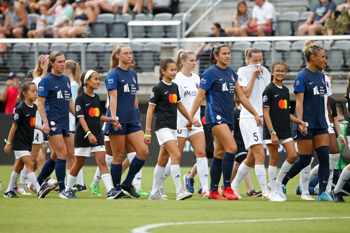 Watch your kid shine as they take the field with NWSL players!

Enjoy this #Priceless experience, exclusively for <a href="/Mastercard/">Mastercard</a> cardholders. Quantities ltd. Terms apply.

priceless.com/sports/product…