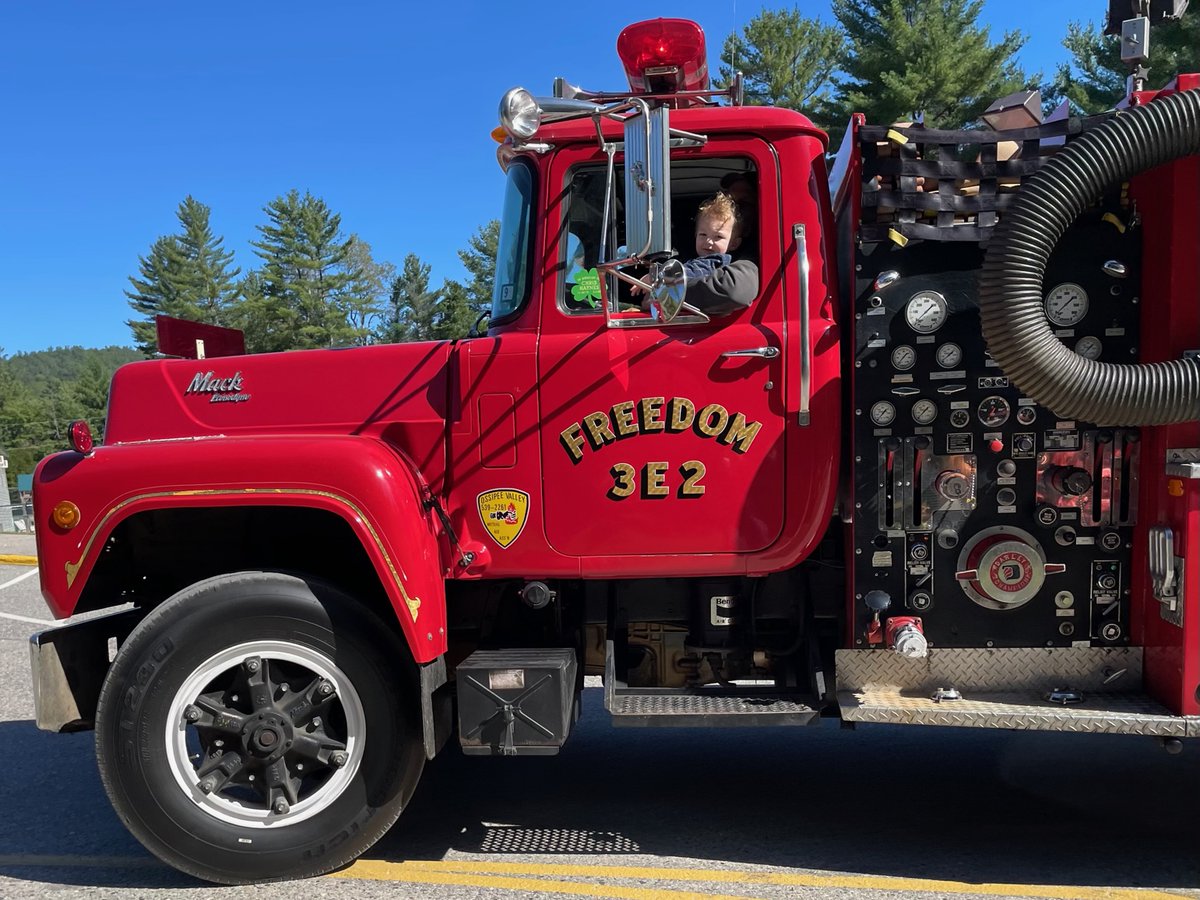 DanforthBay's tweet photo. Thank you to all the Firefighters, First Responders, families, and friends who enjoyed a beautiful weekend of fun, recreation, good times and relaxing together at Danforth Bay! #firefighter #mondaymotivation #danforthbay #camplife https://t.co/MezmBXGxKK