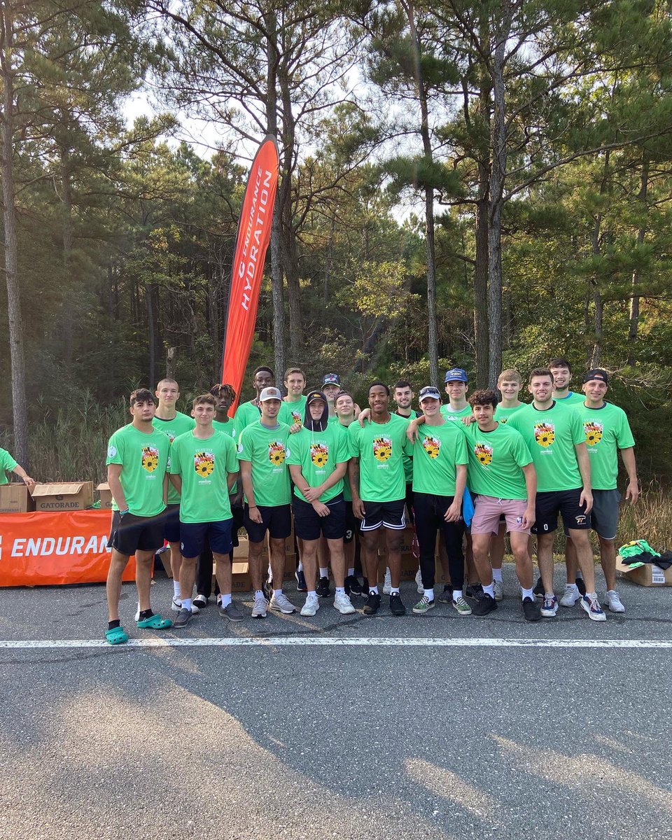 Washington College Basketball tweet media