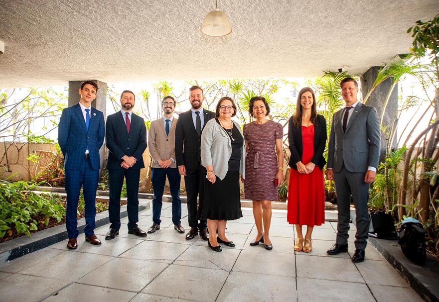 La sous-ministre du <a href="/MRIF_Quebec/">Relations internationales du Québec</a> a été reçue à la mairie de São Paulo par la secrétaire municipale par intérim des relations internationales, Mme Ana Cristina Wanzeler, et par la secrétaire municipale du développement économique et du travail, Mme. Aline Cardoso.

#qcbr #bqsp15