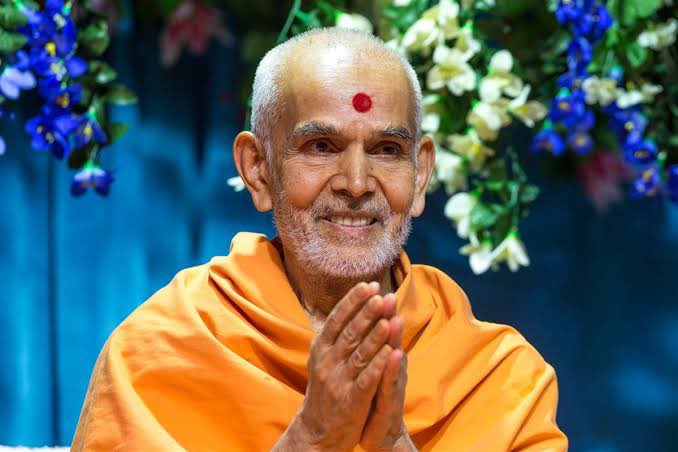 HardeepSPuri's tweet photo. I offer my greetings to Param Pujya Mahant Swami Maharaj Ji, current Guru of @BAPS Swaminarayan Sanstha on his 89th birthday.
Guru Ji’s exemplary life of humility, simplicity &amp; service inspires &amp; blesses his followers &amp; admirers.

#mahantswami #akshardham #BAPS 
@DelhiAkshardham https://t.co/rnyyPjQbMl