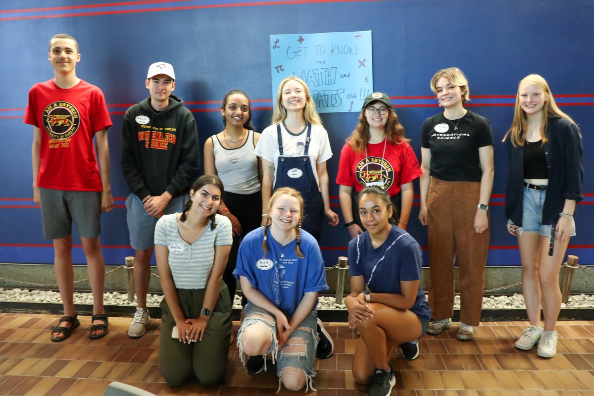 UofGCCMPS's tweet photo. Happy #ScienceLiteracyWeek!
📐This year's theme is 'M is for Mathematics'! Shoutout to the student members of our #UOfG Math and Stats Club, bringing math fun to campus.
Learn more and explore #SciLit events: https://t.co/dIVlyBznZV
@MathStats_UofG @uofg #MIsForMathematics https://t.co/UwIngaWsio