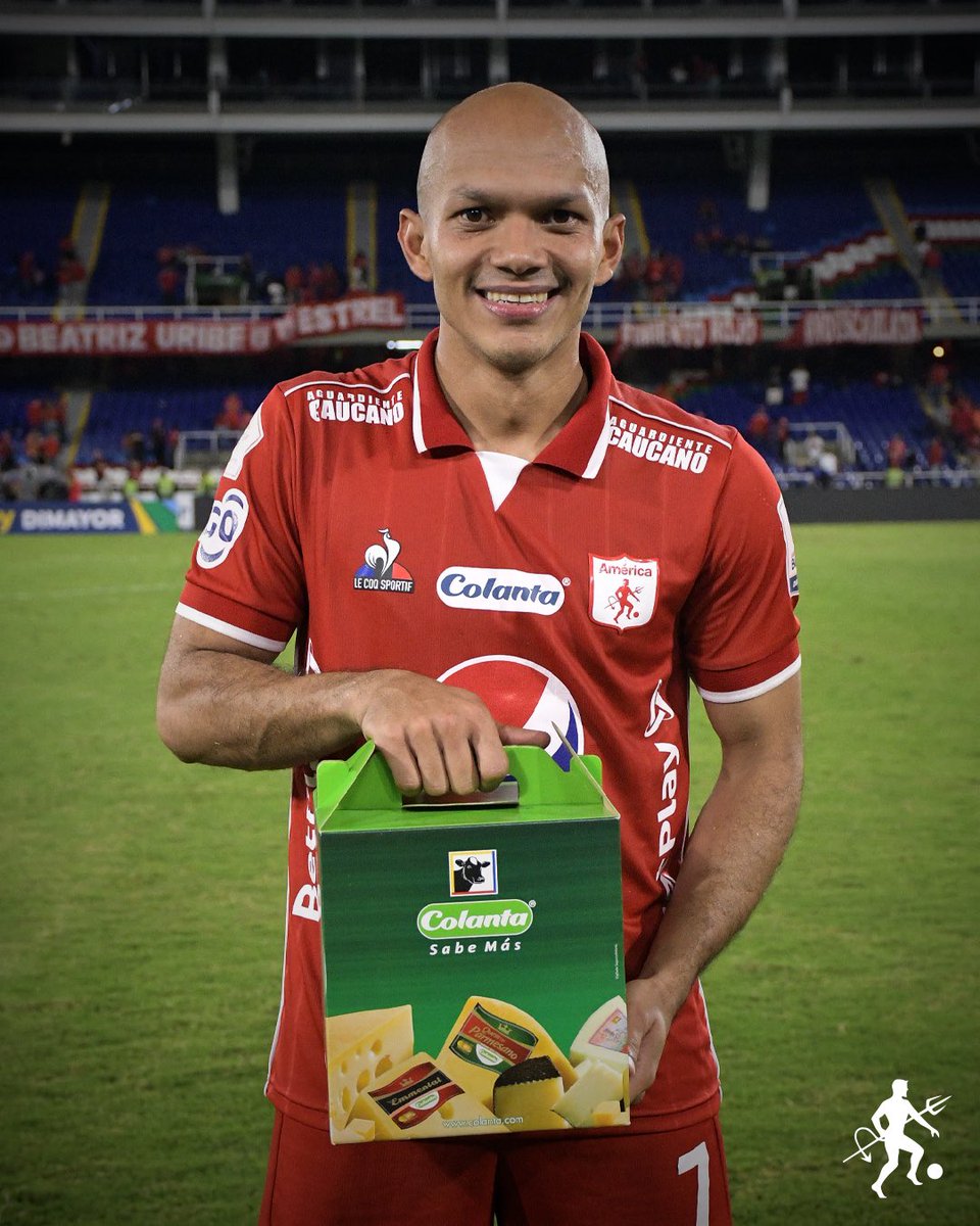 AmericadeCali's tweet photo. ⚽ Con su gol, nuestro extremo Juan David Pérez selló el triunfo ante @patriotasboySA y fue el jugador @ColantaOficial de la cancha. 🥛 https://t.co/fjXiYvrMnn