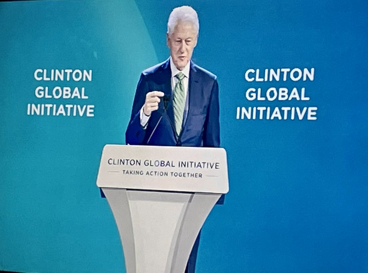 chetnavsinha's tweet photo. At the Inaugural event at CGI in New York @MannDeshiOrg commitment is one million women by 2024 . #CGI2022 #cgi #clintonglobalinitiative #manndeshi @HillaryClinton @MannDeshiOrg @BillClinton @nishacharya #women #womenempowerment https://t.co/CgCAsNsZ4X