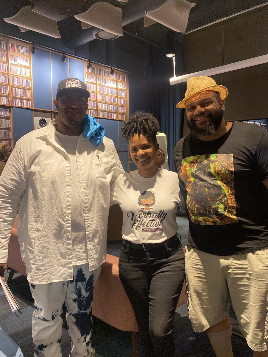 EnaEsco's tweet photo. Shout out to all of the Memphis Podcasters who came out to #PodBox V this past Saturday at the Memphis Listening Lab. We had such a great time! Huge thanks to @bigsueshouse for being our special guest. Follow #verballyeffective on IG for more pics and vids!🔥🎙〽️ https://t.co/PmXTUgwtF4