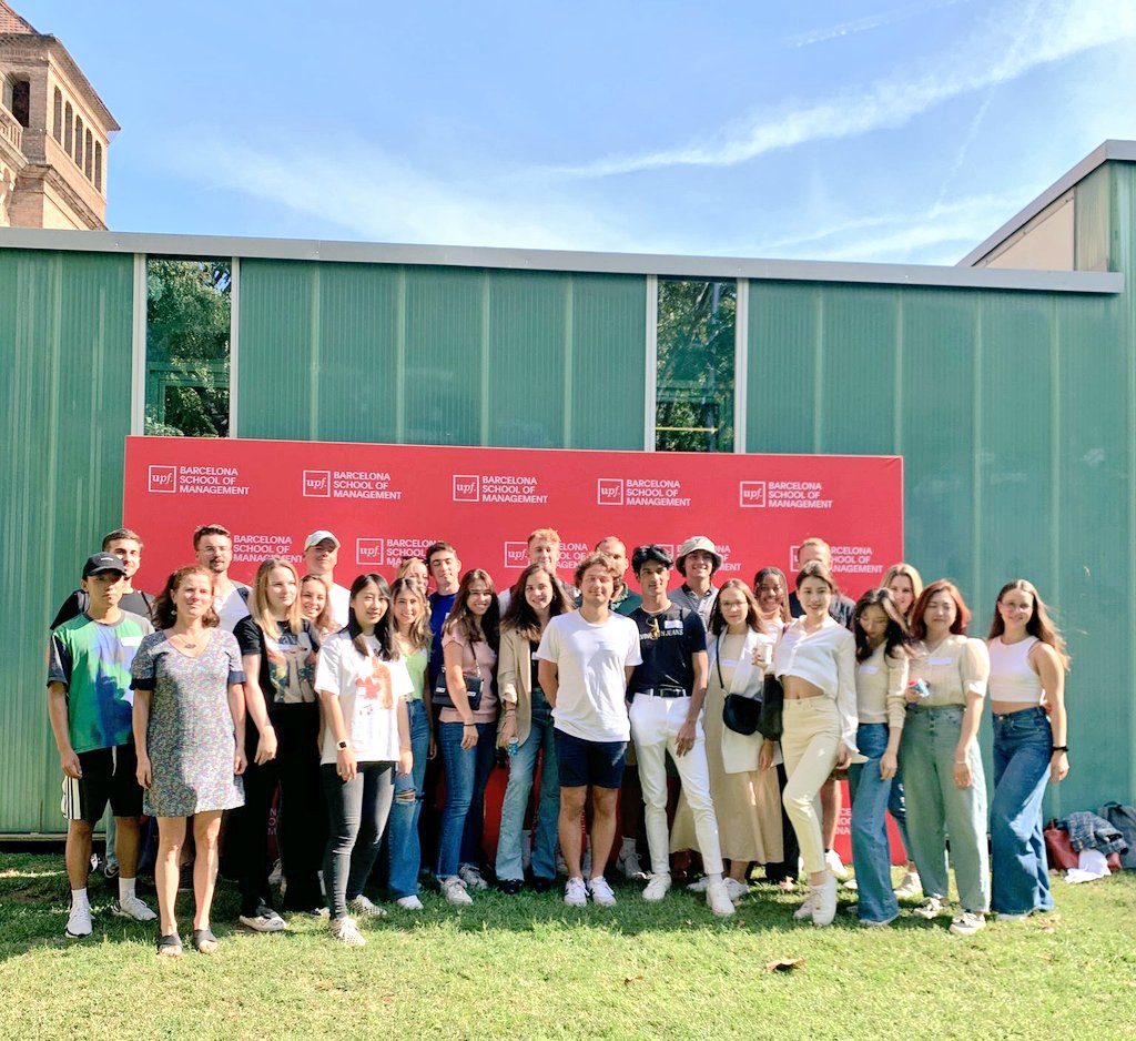 MRocaPuigvert's tweet photo. MSc Intro day. Welcome to all the students of the 11th edition of the Master of Science in International Business!
@ESCIupf @bsm_upf #mscib https://t.co/sEYX5CpUmn