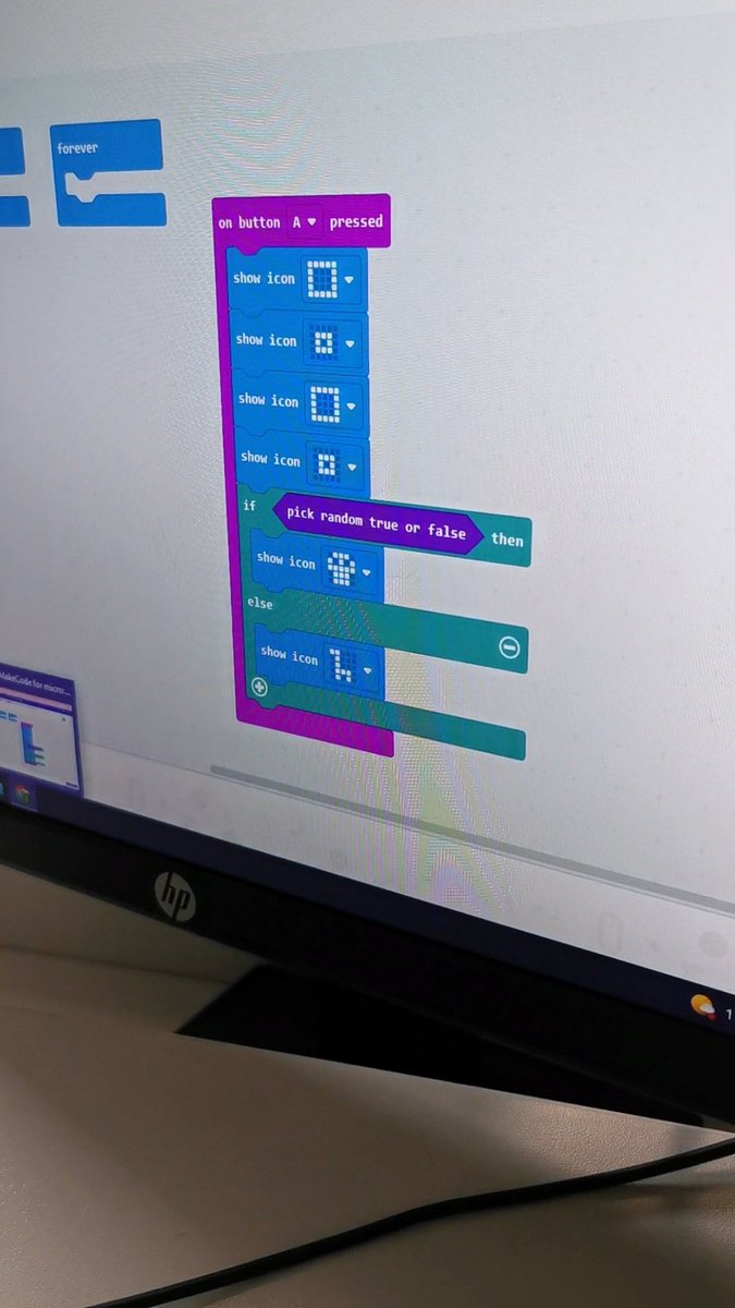 Great fun this morning teaching TYs about coding principles through game design <a href="/PresCurrylea1/">Pres Currylea, Tuam</a> Great engagement from all #coding #WomenWhoCode <a href="/GoogleForEdu/">Google for Education</a> #growwithgoogle <a href="/EPISTEM_UL/">EPI•STEM</a> <a href="/SchoolOfEd_UL/">School of Education</a>