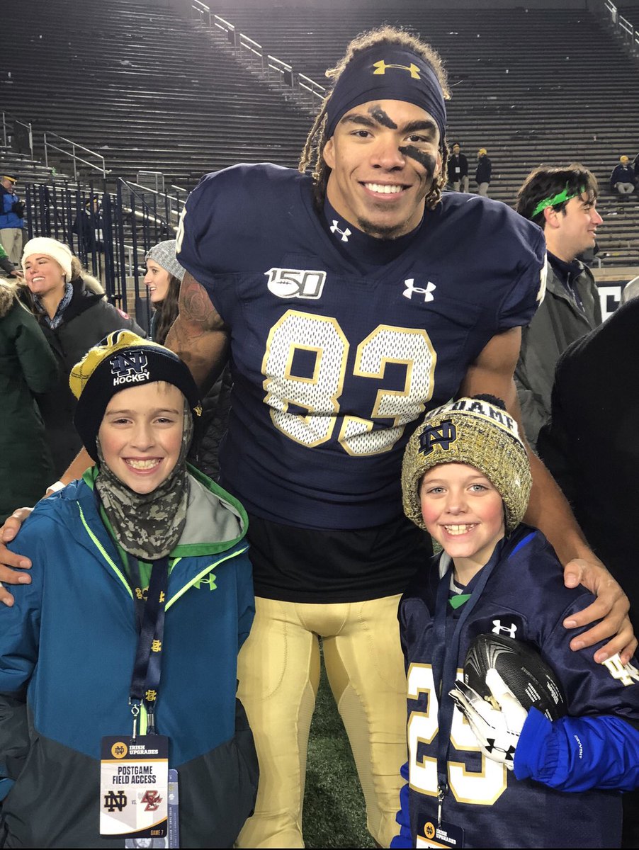 tsoup99's tweet photo. Heading to Pittsburgh in October to see @ChaseClaypool and @steelers. Any chance we can recreate this picture Chase?   #NDforLife #ClaypoolFans https://t.co/w3ZDpi1BlE