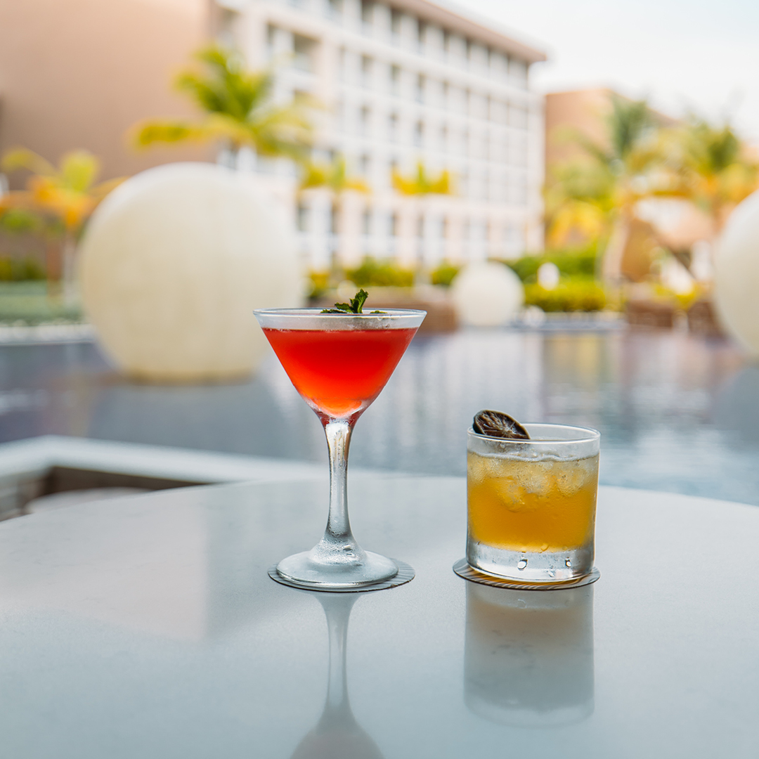 With so many delicious options to choose from, why not try it all?
.
Con tantas opciones deliciosas para elegir, ¿por qué no probarlo todo?
.
#HyattZivaCapCana