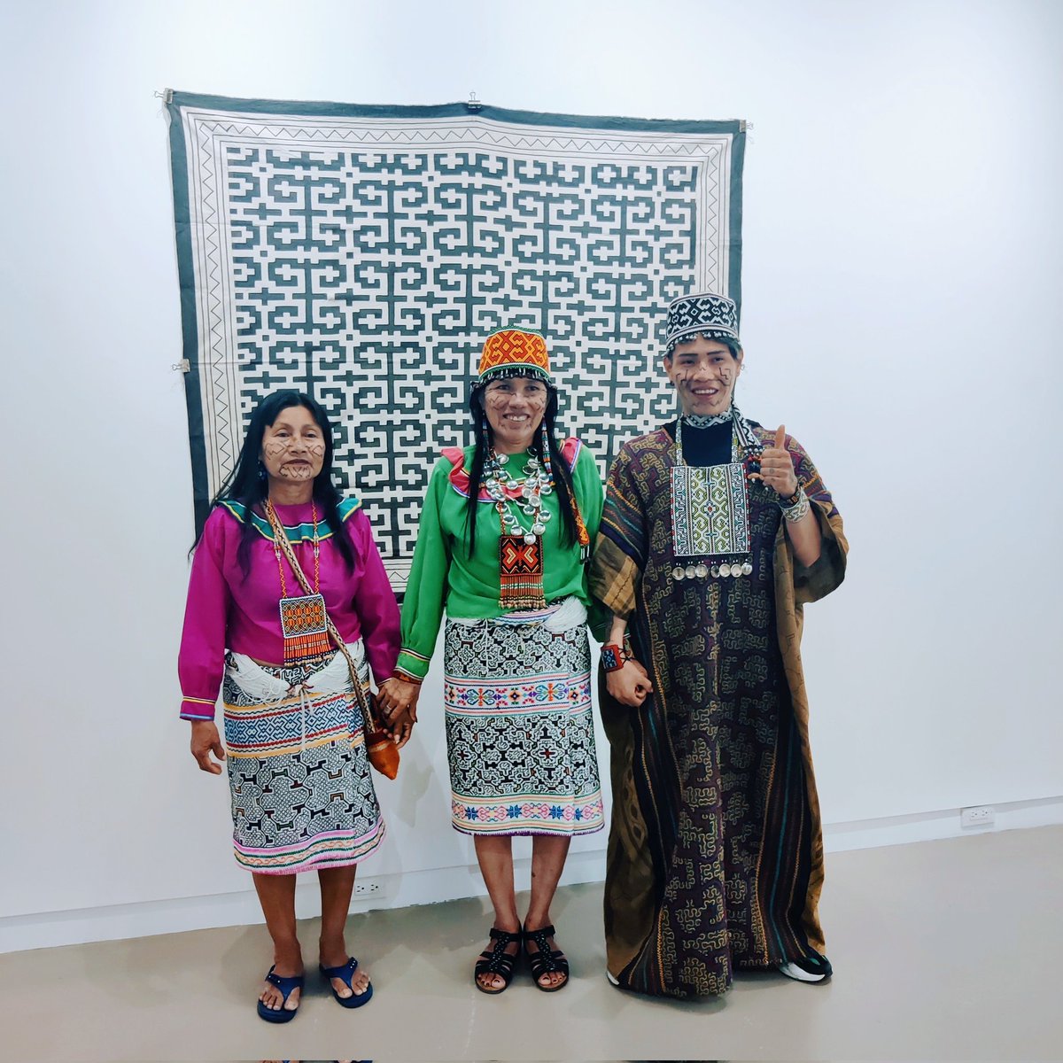 nataljaChe's tweet photo. After several years of collaboration with an incredible team of artists &amp; partners, we are welcoming Olinda Reshijabe Silvano &amp; Shipibo-Konibo community from Peru as part of the Arctic/Amazon public mural project, generously supported by @TorontoMet #ArcticAmazon @ImageCentreTO https://t.co/T2VjyTSjLN