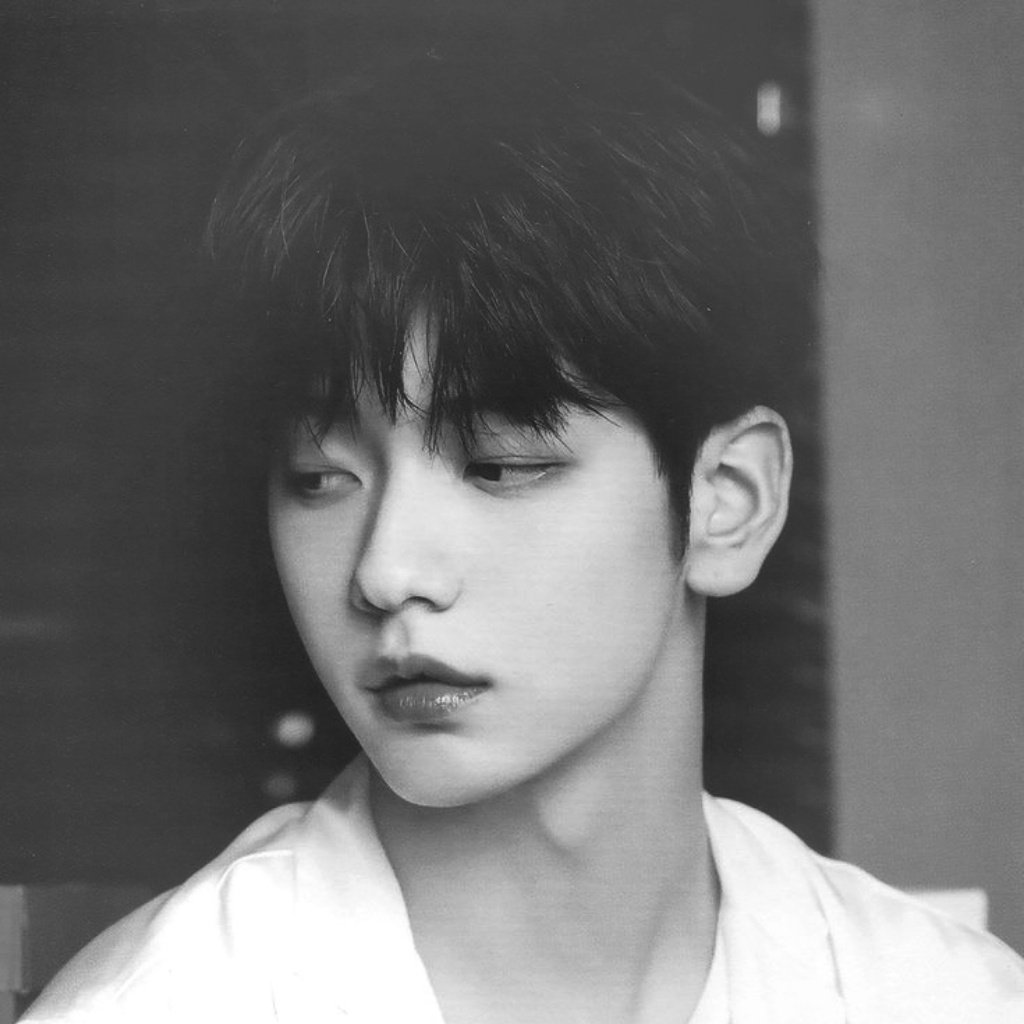 udumbarami's tweet photo. ✿ MY EYES ✿

"Jika duniamu menjadi gelap, aku akan menjadi cahaya untukmu."

Yeonbin special edition
#InHisEyes @yeonsoob9900 https://t.co/Ru6X42UFjF