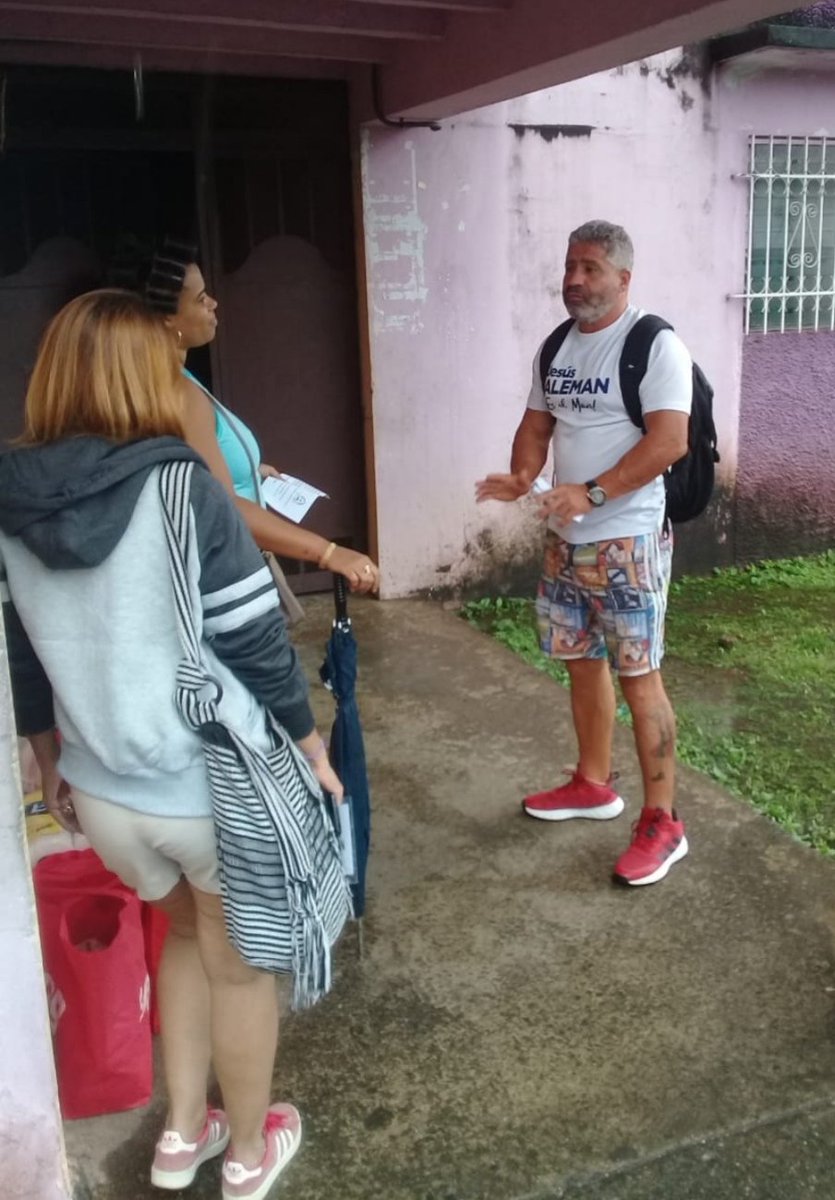 yuharieldchavez's tweet photo. El trabajo es arduo pero tiene su recompensa gracias a la ayuda de quienes desean mejores días para el Corregimiento de #JuanDiaz, gracias a todos los que han hecho posible que cada día sea notado el apoyo de ustedes mismos @VamosconAleman #HagamosÚnicoAJuanDíaz #AlemánEsElMan https://t.co/TDEMwYbHRb