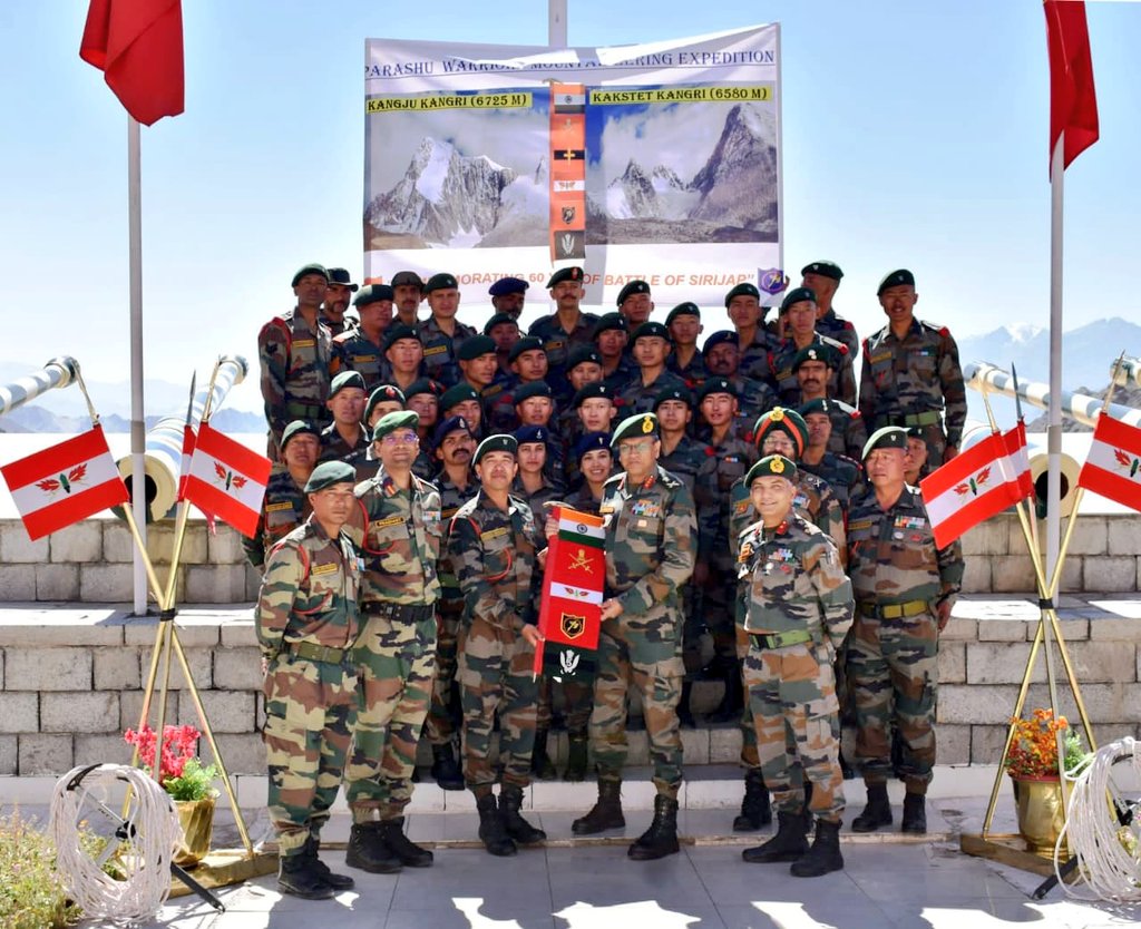 ddnewsladakh's tweet photo. Commemorating the #DiamondJubilee of Battle of Srijap, VC Paltan of #ParashuBrigade of @firefurycorps successfully conducted Mountaineering Expedition to Kangju Kangri (6725m) & Kakstet Kangri (6580m) on #Pangong Range. Team was flagged in by GOC Lt.Gen Anandya Sengupta in Leh. https://t.co/vcfevuF9i5