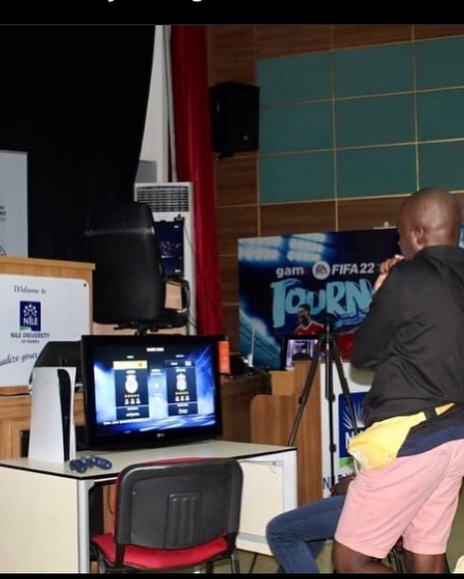 GamrHQ_'s tweet photo. The Nile university FIFA tournament kicks off today 🤩. I hope you are excited
@nileuni
@nuganigeria_official
#gamr #gamrs #gamrafrica #FIFA #nileuni #nileuniversity #gaming #gamers #gamingcommunity https://t.co/nUdoOEbJ3L