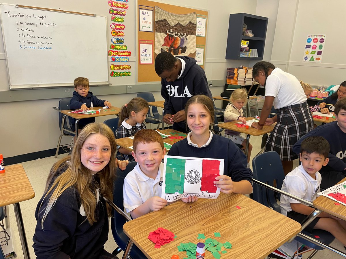 OLASchoolATL's tweet photo. Seventh grade and Pre-K students collaborated to learn about the significance of Mexican Independence Day. The students enjoyed working together. https://t.co/1yK1N85I1t