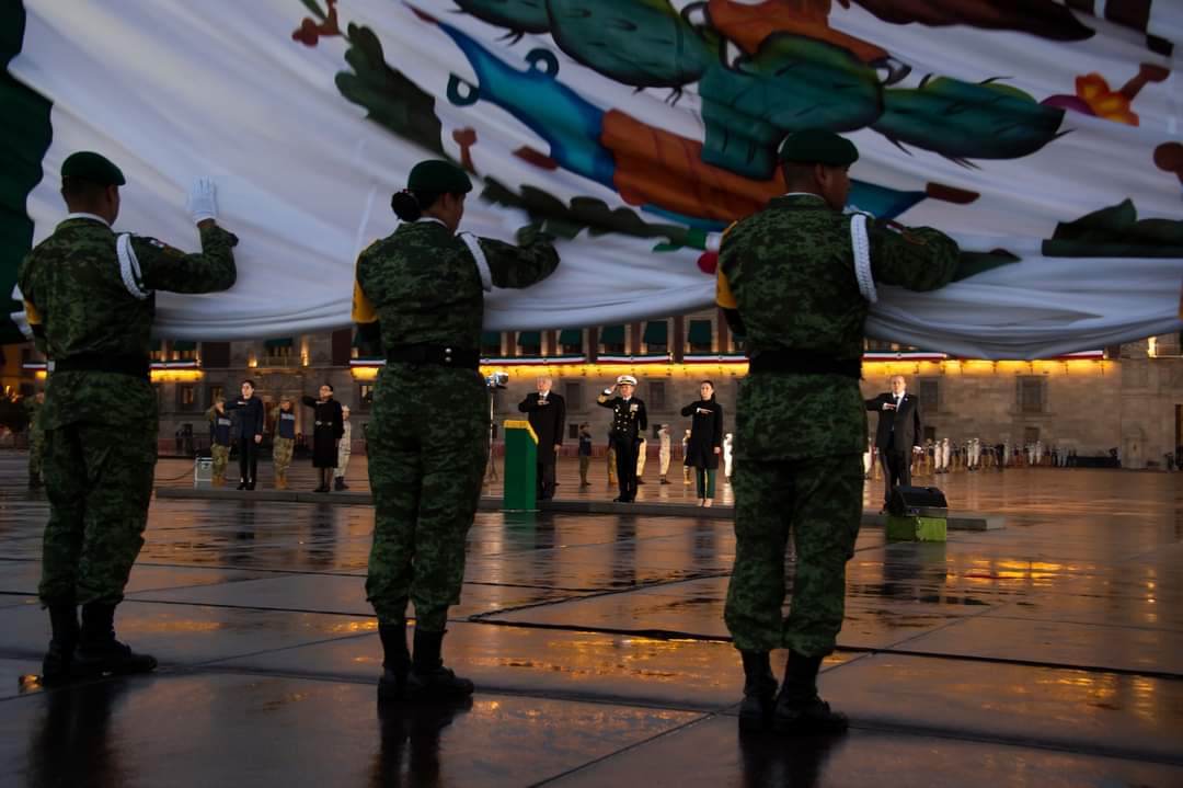 Gobierno de México rinde homenaje a las víctimas de los terremotos de 1985 y 2017 
#dianacionaldeproteccioncivil