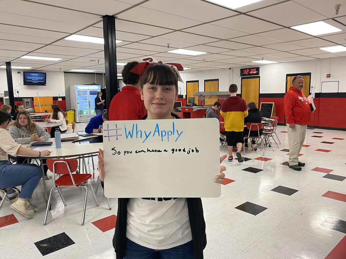 WebsCoSchool's tweet photo. @WVGEARUP WCHS students prepare for their future #whyapply https://t.co/aegC7qUg6O