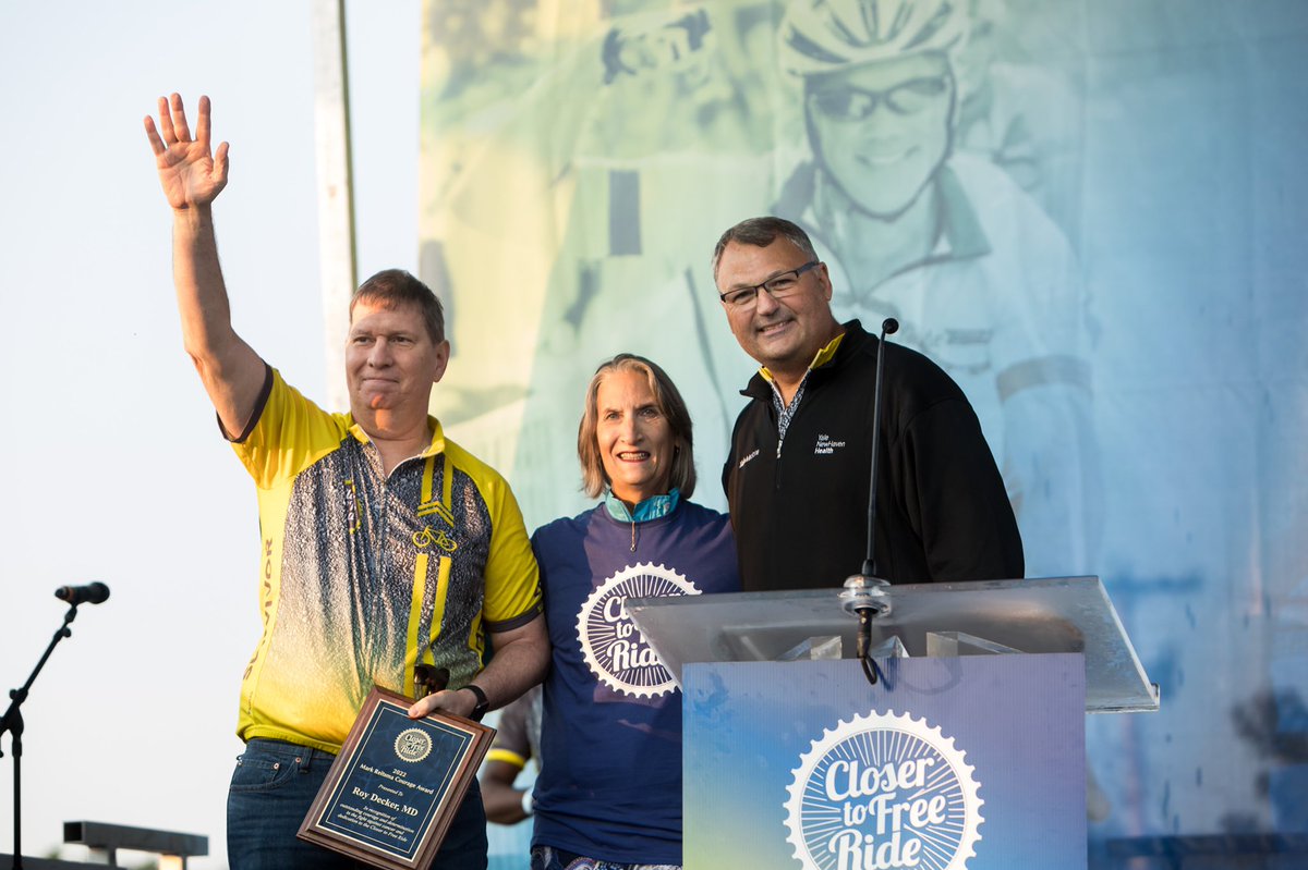 YaleRadOnc's tweet photo. Our very own Dr. Roy Decker was awarded the 2022 Mark Reitsma Courage Award at this year's #CTFRide in recognition of riders battling cancer. As a former program director, he is a pillar of our residency and an inspiration to us all. https://t.co/m1GNZ0H09a