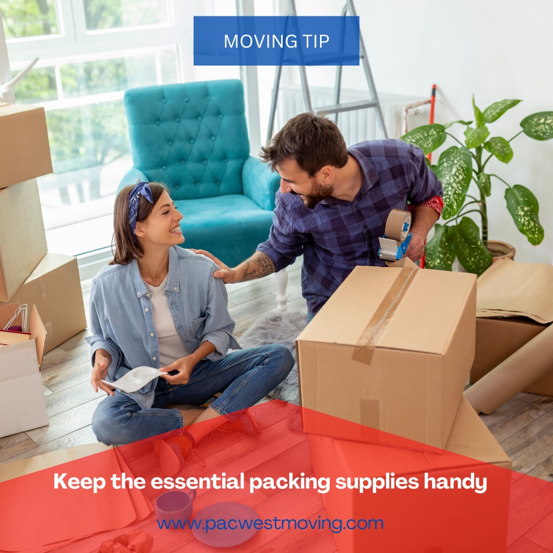 #MOVINGTIP: Before packing, you need to keep the essential packing supplies handy. Arranging them in advance will increase efficiency since you don’t have to look for them in the middle of packing. web.facebook.com/photo.php?fbid…