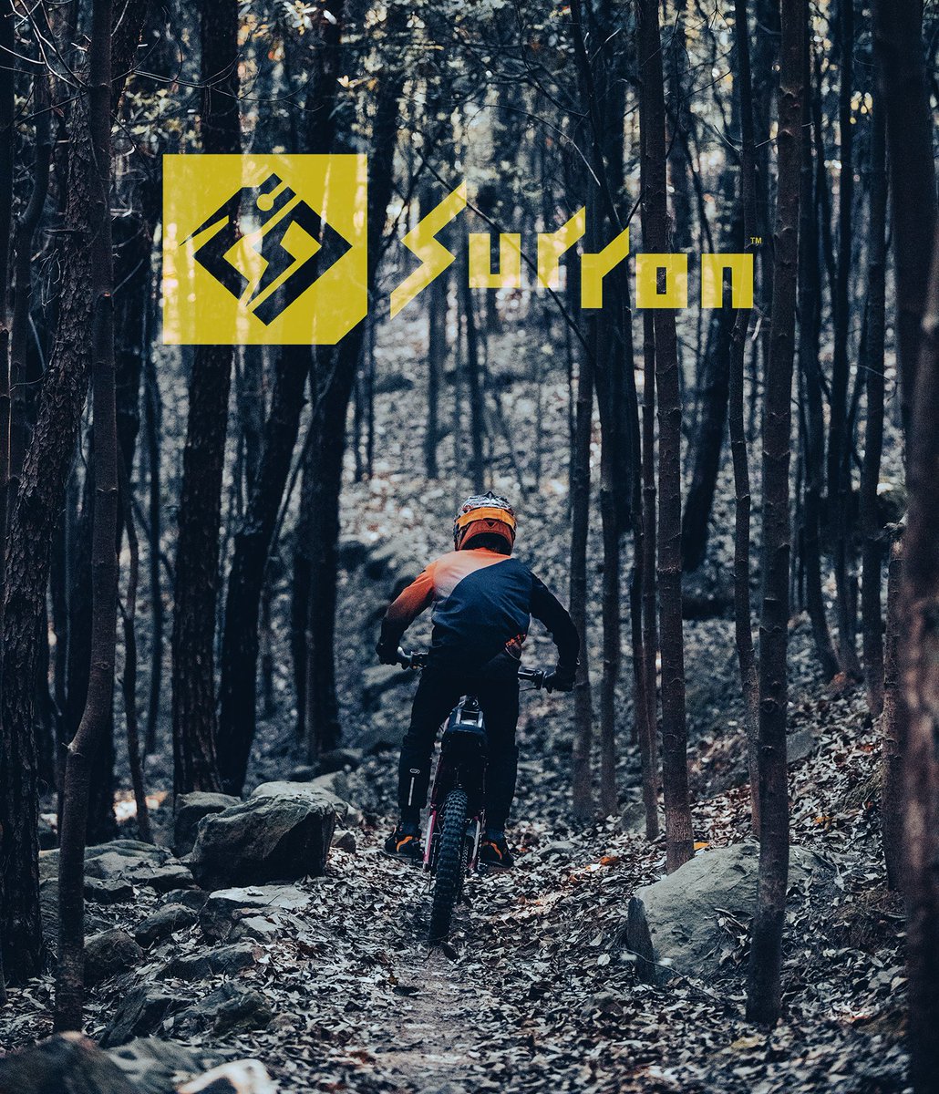 MotoGatineauQc's tweet photo. Cette balade va tout changer.
This ride will change everything.⚡

#surron #surronx #lightbee #lightbeex #mtb #ebike #electricmx #electricbike #emtb #electric #ev #emoto https://t.co/wPE26MvG7X