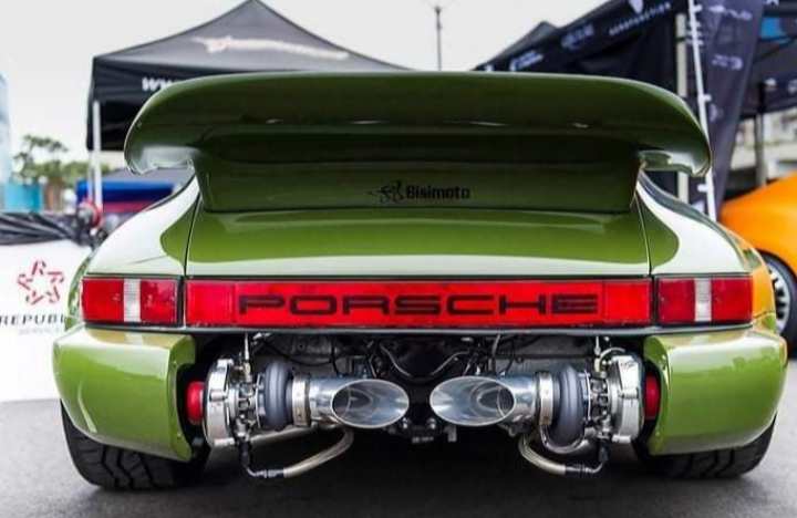 Oscarol95842891's tweet photo. #Porsche 💚🍀💚🔥 https://t.co/vcm5skpjle
