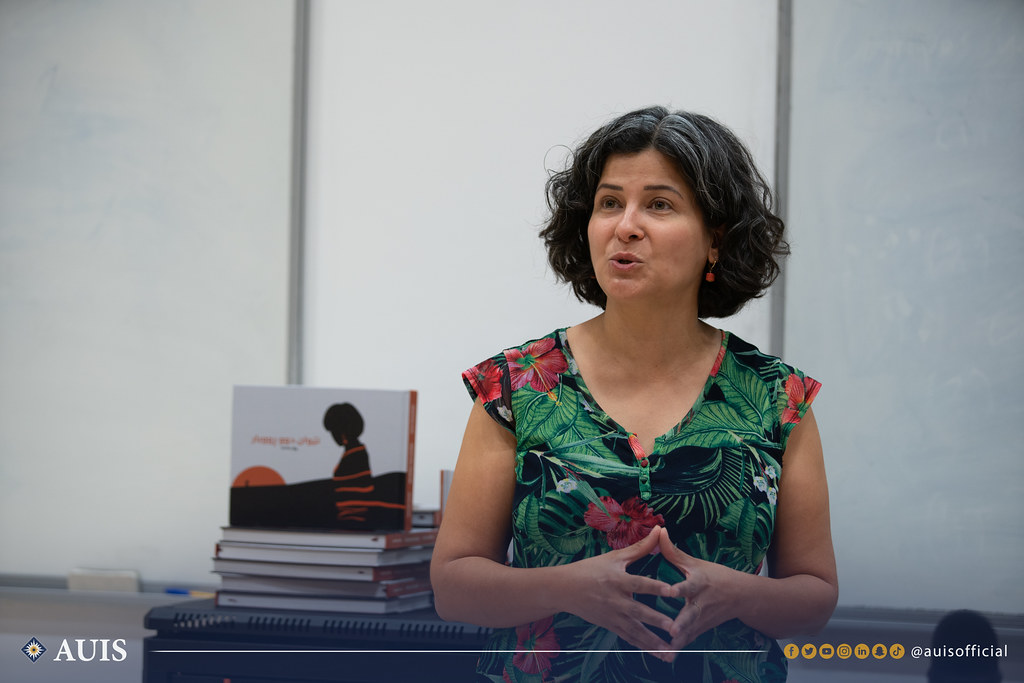auisofficial's tweet photo. #AUIS encourages local artists and inventive ideas! 

The Center for Gender and Development Studies (@CGDStudies) at AUIS happily hosted Rooz Mohammed in a seminar this week, where she talked about her book “Between Two Rivers”!

For more information: @between_2rivers.
#CGDS https://t.co/jbo7jWbWdI